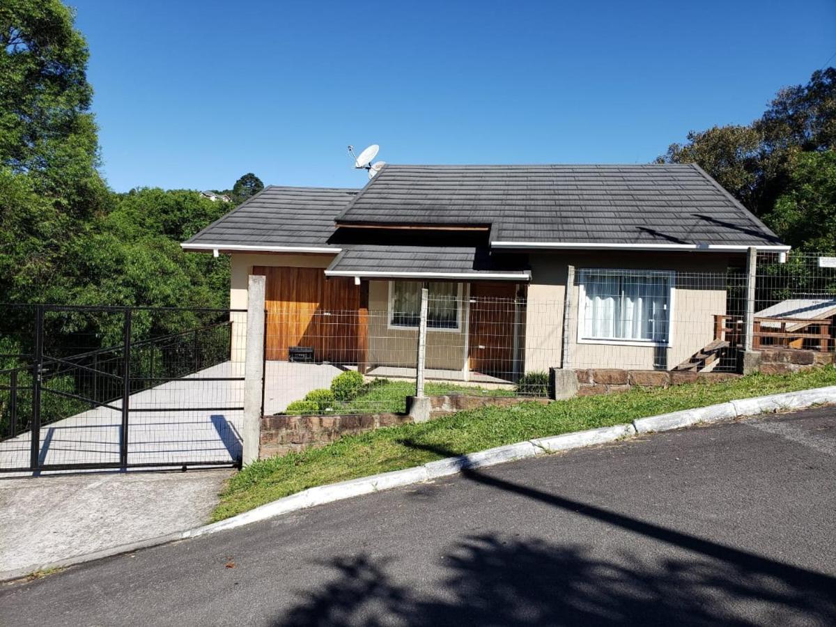 Linda Casa Proximo Ao Portico De Gramado Βίλα Εξωτερικό φωτογραφία